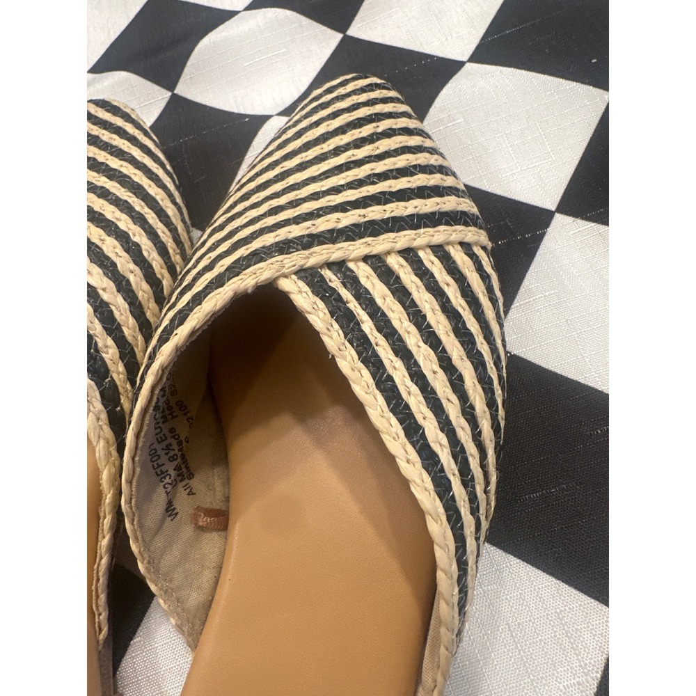 Time and Tru Womens Striped Straw Pointed Toe Mule Flats Black Beige  8.5 boho - Picture 3 of 5